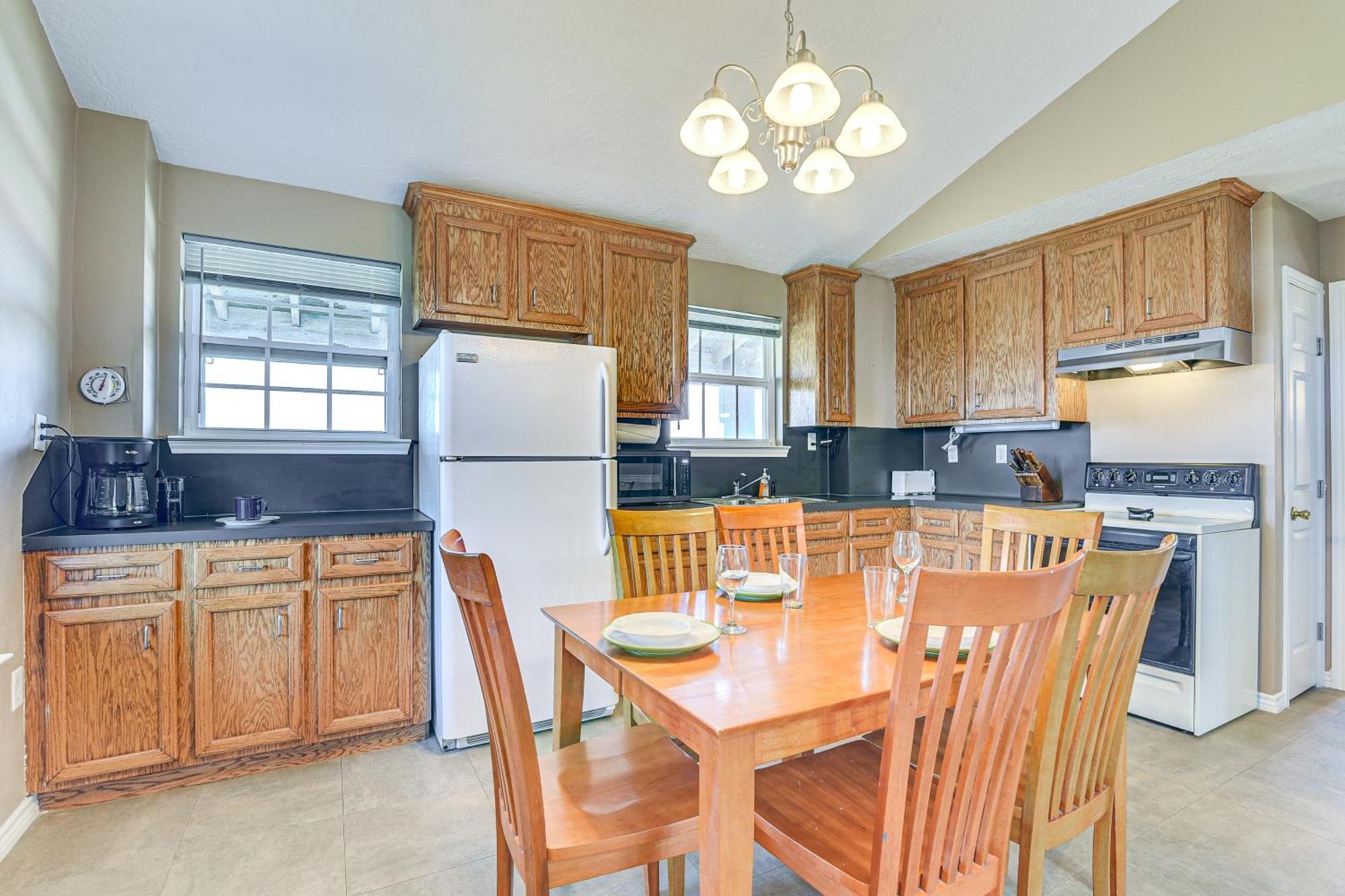 Crystal Beach Home With 2 Grills Walk To Shore! Eksteriør billede